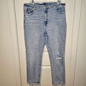 GAP Denim Light Wash Distressed Cotton Spandex Blue Jeans Size 20/35 Tall